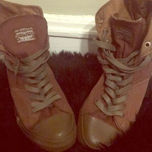 Levi’s Men High Tops